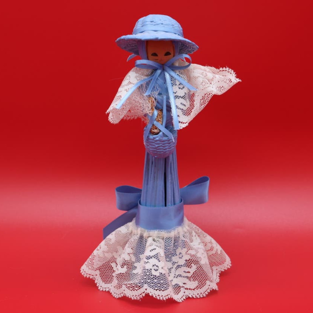 Vintage Straw Doll Design Wooden Doll